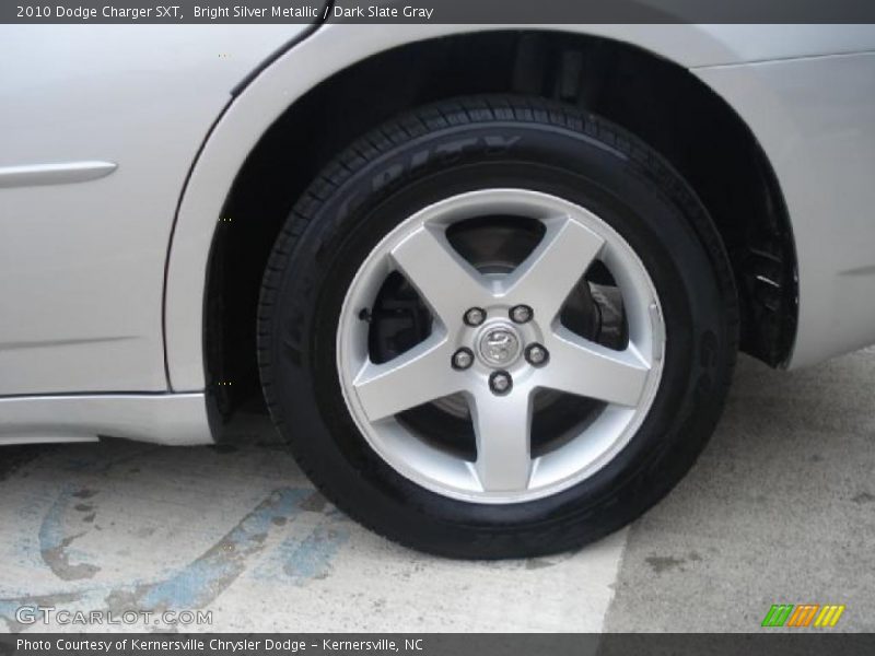 Bright Silver Metallic / Dark Slate Gray 2010 Dodge Charger SXT