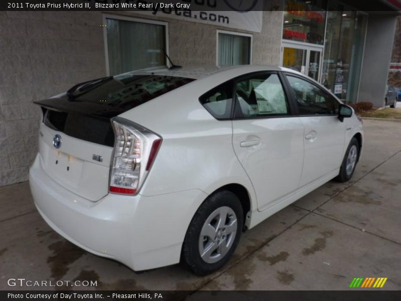 Blizzard White Pearl / Dark Gray 2011 Toyota Prius Hybrid III