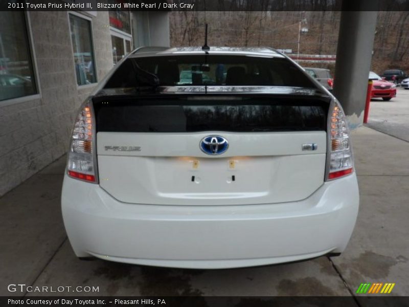 Blizzard White Pearl / Dark Gray 2011 Toyota Prius Hybrid III
