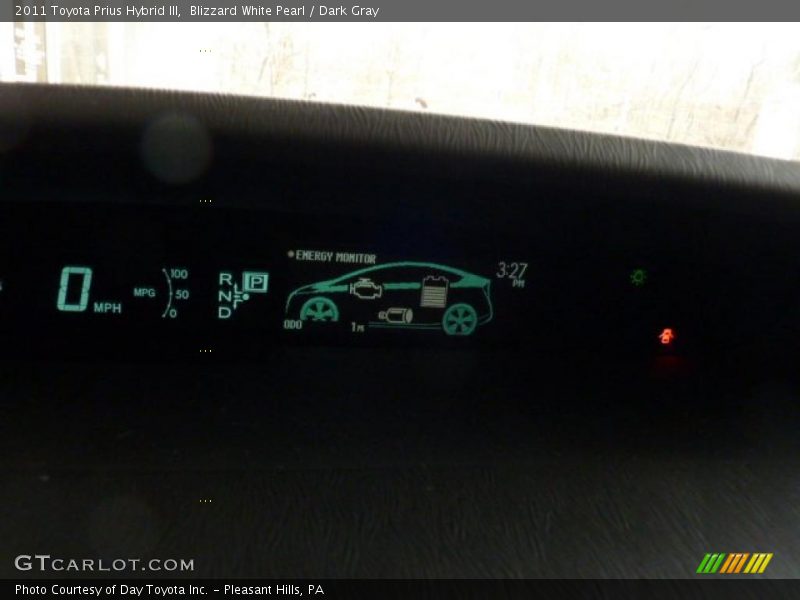 Blizzard White Pearl / Dark Gray 2011 Toyota Prius Hybrid III