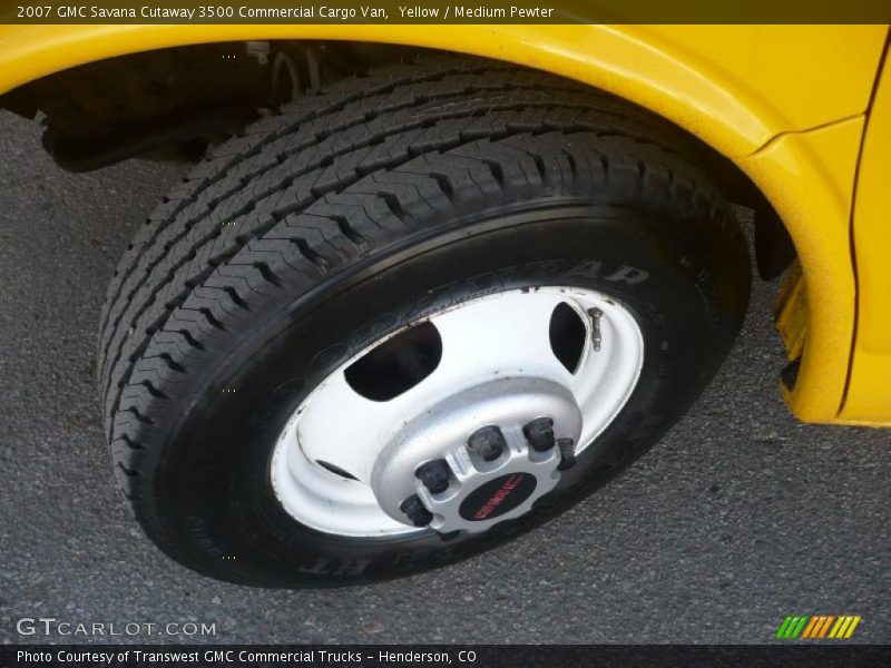 Yellow / Medium Pewter 2007 GMC Savana Cutaway 3500 Commercial Cargo Van