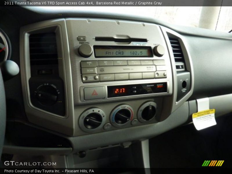 Controls of 2011 Tacoma V6 TRD Sport Access Cab 4x4
