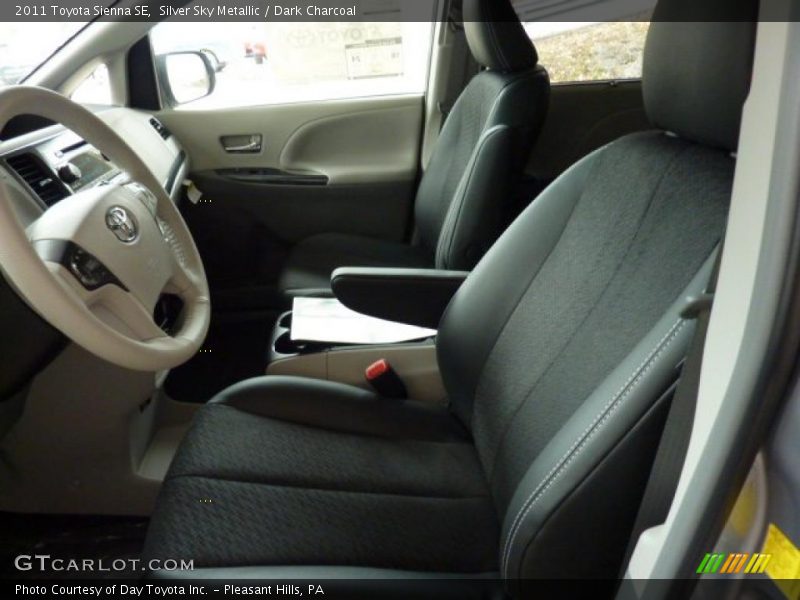 Silver Sky Metallic / Dark Charcoal 2011 Toyota Sienna SE