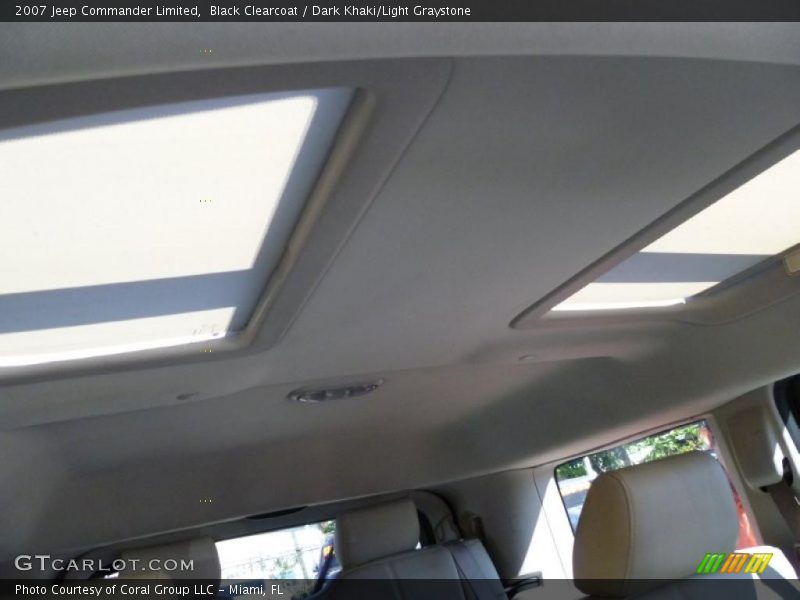 Black Clearcoat / Dark Khaki/Light Graystone 2007 Jeep Commander Limited