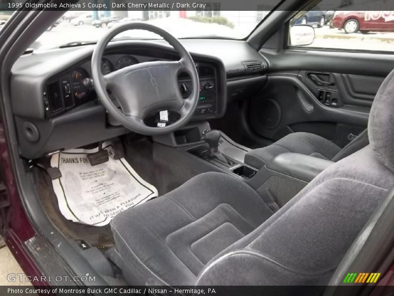 Dark Gray Interior - 1995 Achieva S Coupe 