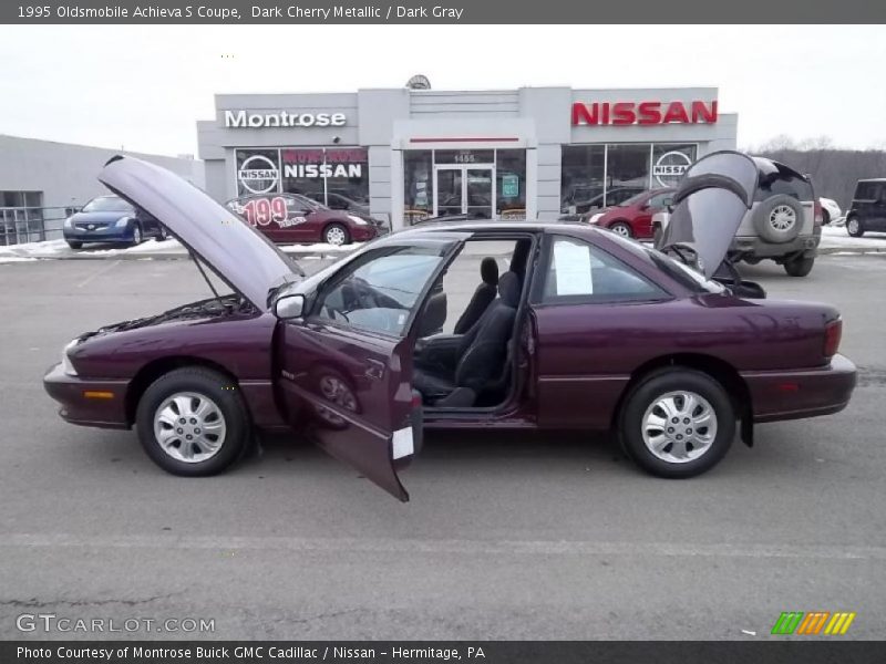Dark Cherry Metallic / Dark Gray 1995 Oldsmobile Achieva S Coupe