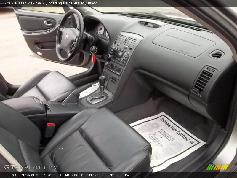Sterling Mist Metallic / Black 2002 Nissan Maxima SE