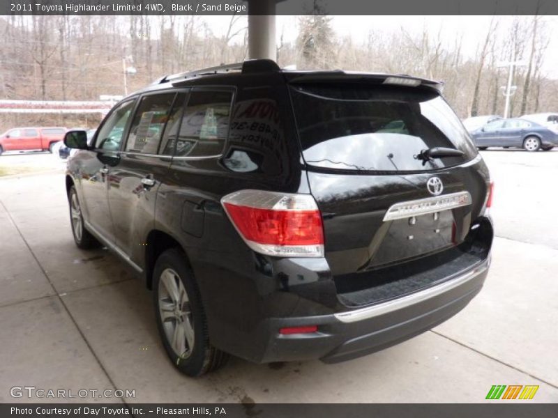 Black / Sand Beige 2011 Toyota Highlander Limited 4WD