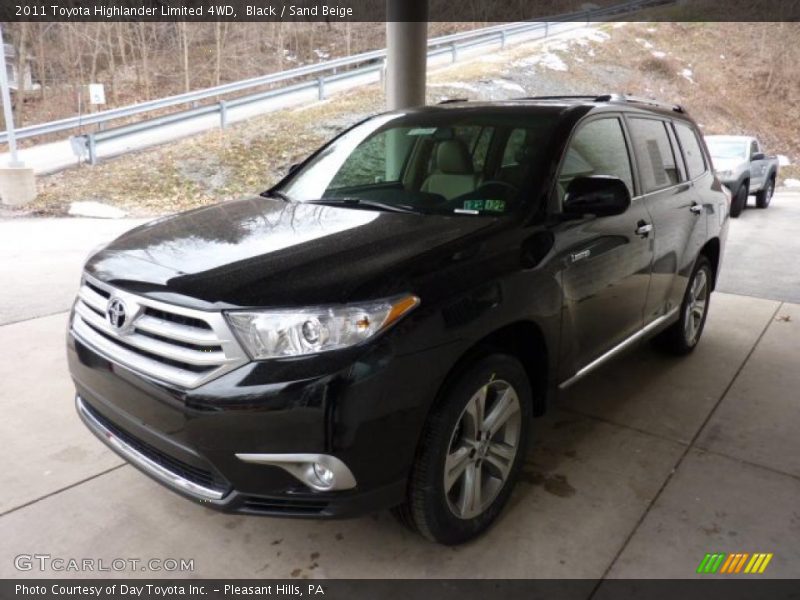 Black / Sand Beige 2011 Toyota Highlander Limited 4WD