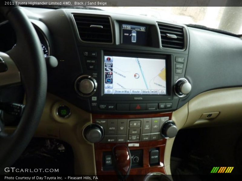 Black / Sand Beige 2011 Toyota Highlander Limited 4WD