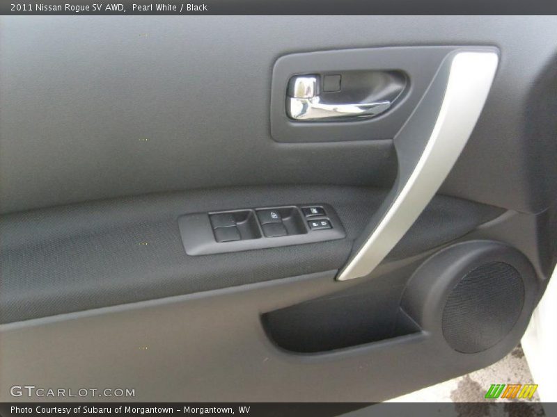 Pearl White / Black 2011 Nissan Rogue SV AWD