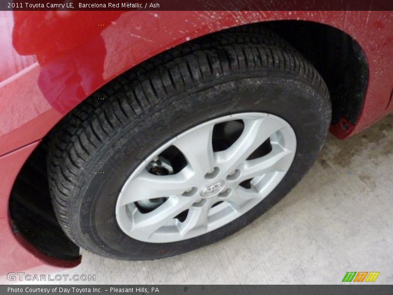 Barcelona Red Metallic / Ash 2011 Toyota Camry LE