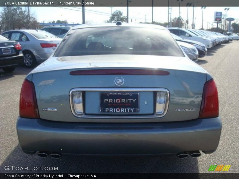 Thunder Gray / Shale 2004 Cadillac DeVille Sedan