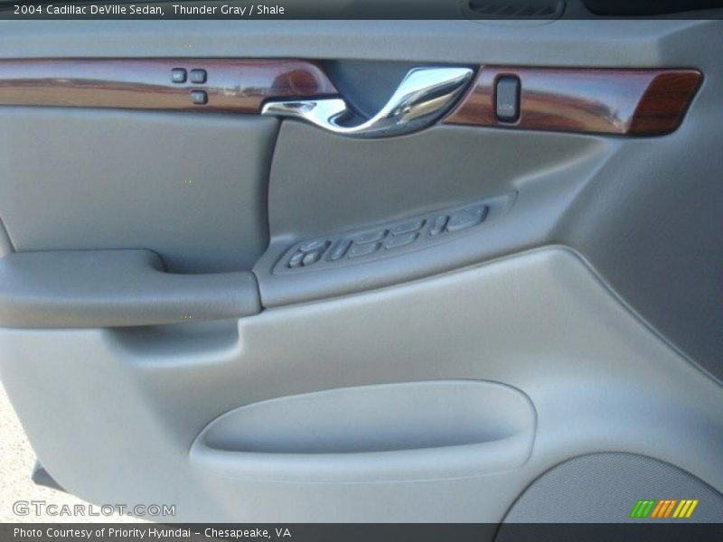 Thunder Gray / Shale 2004 Cadillac DeVille Sedan