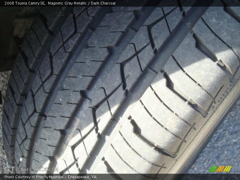 Magnetic Gray Metallic / Dark Charcoal 2008 Toyota Camry SE