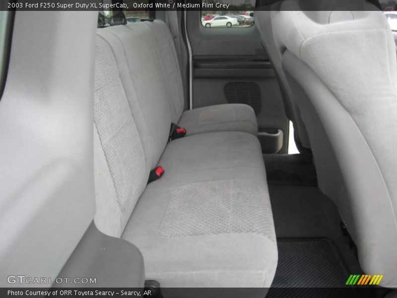 Oxford White / Medium Flint Grey 2003 Ford F250 Super Duty XL SuperCab