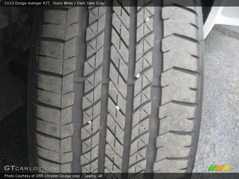 Stone White / Dark Slate Gray 2010 Dodge Avenger R/T