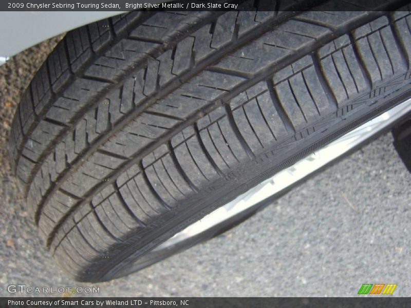Bright Silver Metallic / Dark Slate Gray 2009 Chrysler Sebring Touring Sedan