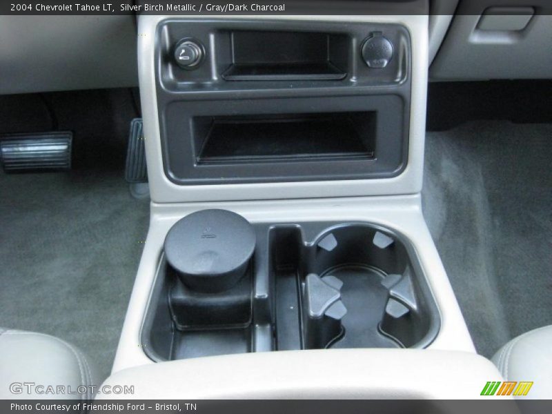 Silver Birch Metallic / Gray/Dark Charcoal 2004 Chevrolet Tahoe LT
