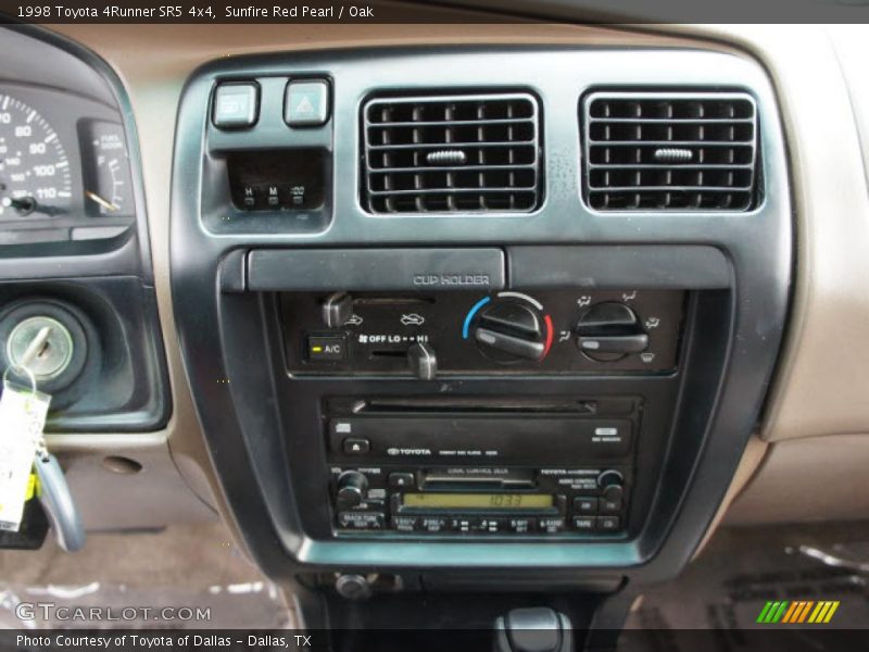 Controls of 1998 4Runner SR5 4x4