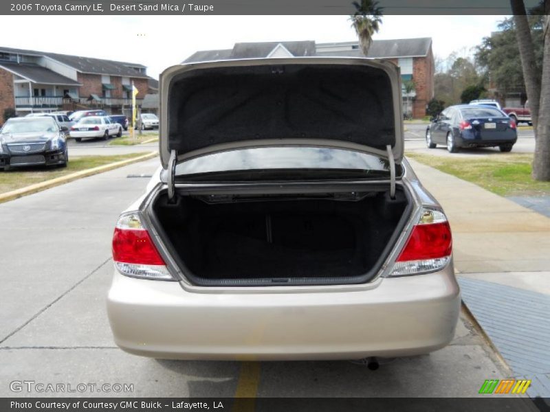 Desert Sand Mica / Taupe 2006 Toyota Camry LE