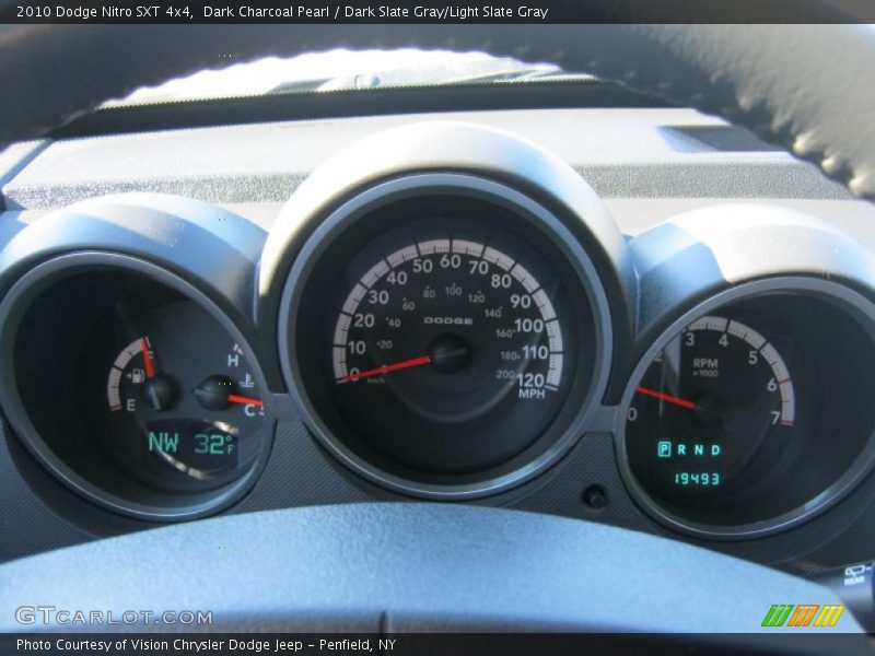  2010 Nitro SXT 4x4 SXT 4x4 Gauges