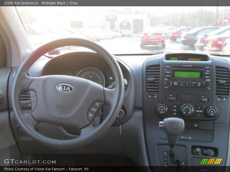 Midnight Black / Gray 2006 Kia Sedona LX