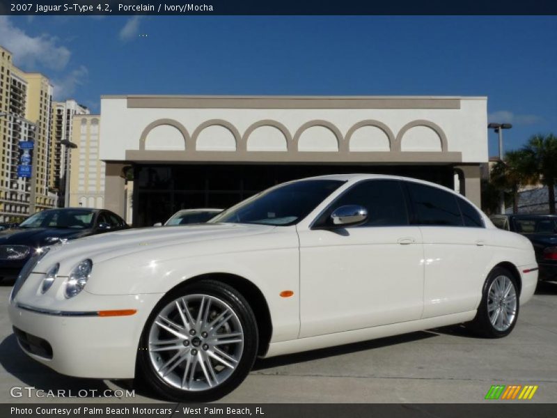Porcelain / Ivory/Mocha 2007 Jaguar S-Type 4.2