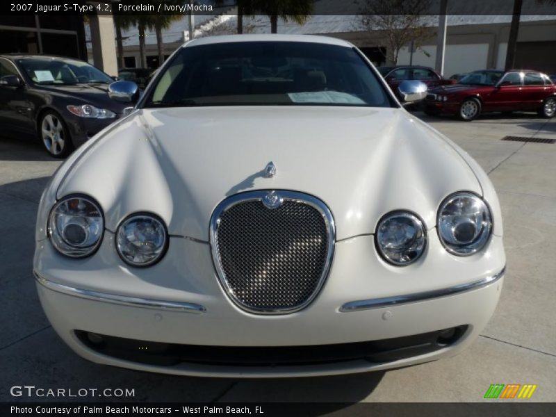 Porcelain / Ivory/Mocha 2007 Jaguar S-Type 4.2