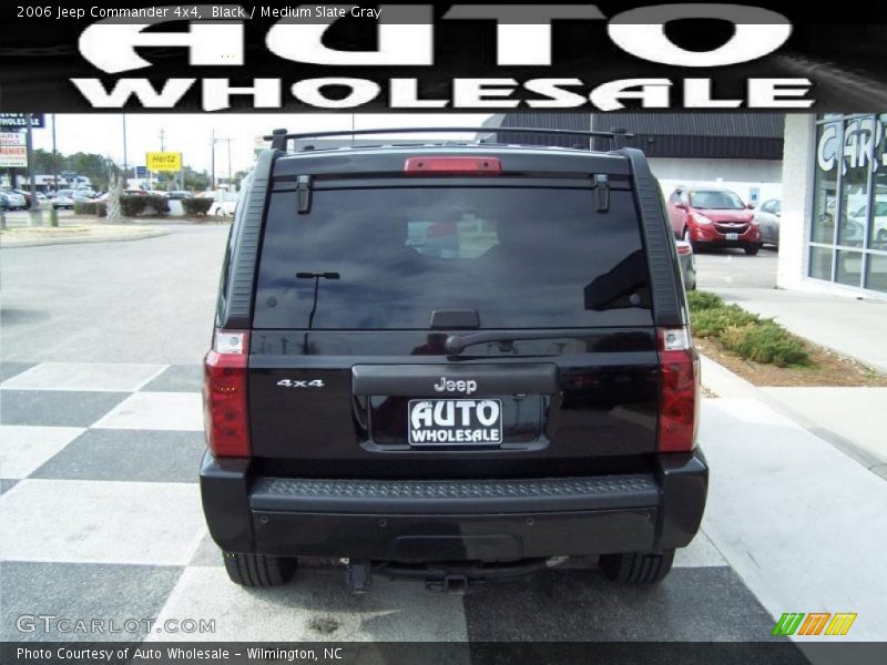 Black / Medium Slate Gray 2006 Jeep Commander 4x4