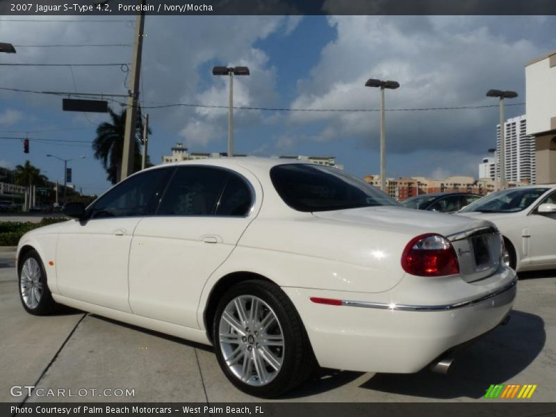 Porcelain / Ivory/Mocha 2007 Jaguar S-Type 4.2
