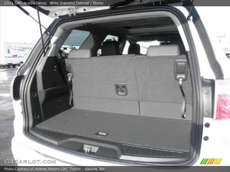  2011 Acadia Denali Trunk