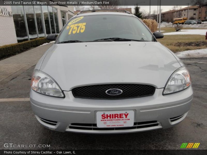 Silver Frost Metallic / Medium/Dark Flint 2005 Ford Taurus SE Wagon
