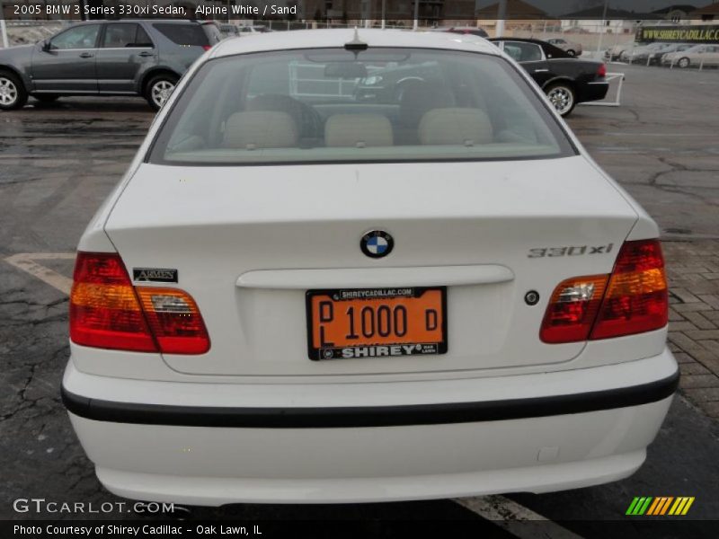 Alpine White / Sand 2005 BMW 3 Series 330xi Sedan
