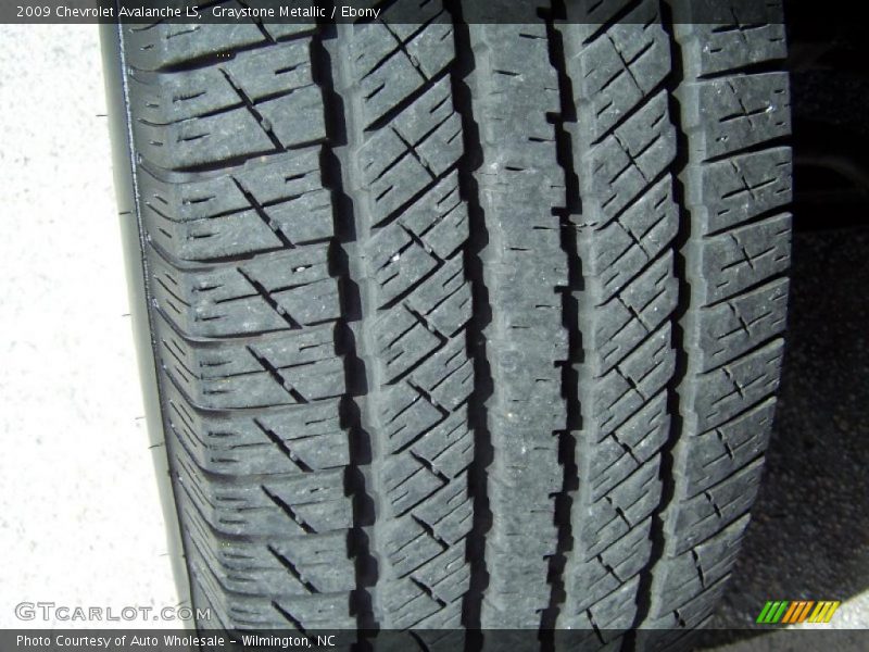 Graystone Metallic / Ebony 2009 Chevrolet Avalanche LS