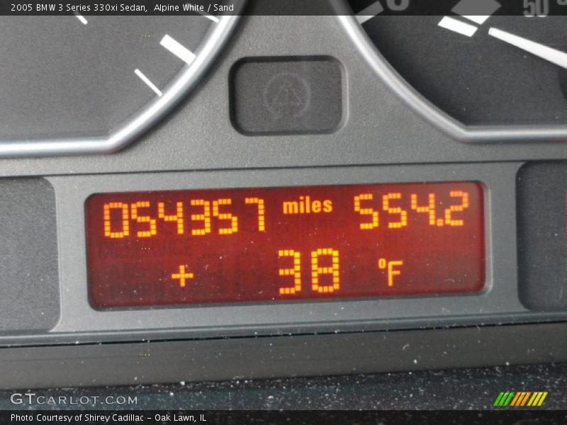 Alpine White / Sand 2005 BMW 3 Series 330xi Sedan