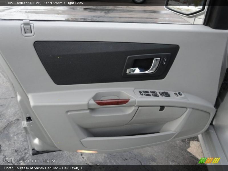 Sand Storm / Light Gray 2005 Cadillac SRX V6
