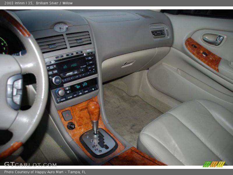 Brilliant Silver / Willow 2003 Infiniti I 35