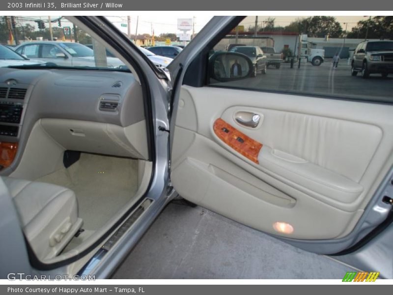 Brilliant Silver / Willow 2003 Infiniti I 35