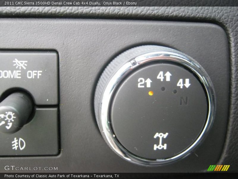 Onyx Black / Ebony 2011 GMC Sierra 3500HD Denali Crew Cab 4x4 Dually