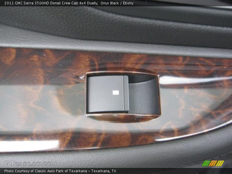 Onyx Black / Ebony 2011 GMC Sierra 3500HD Denali Crew Cab 4x4 Dually