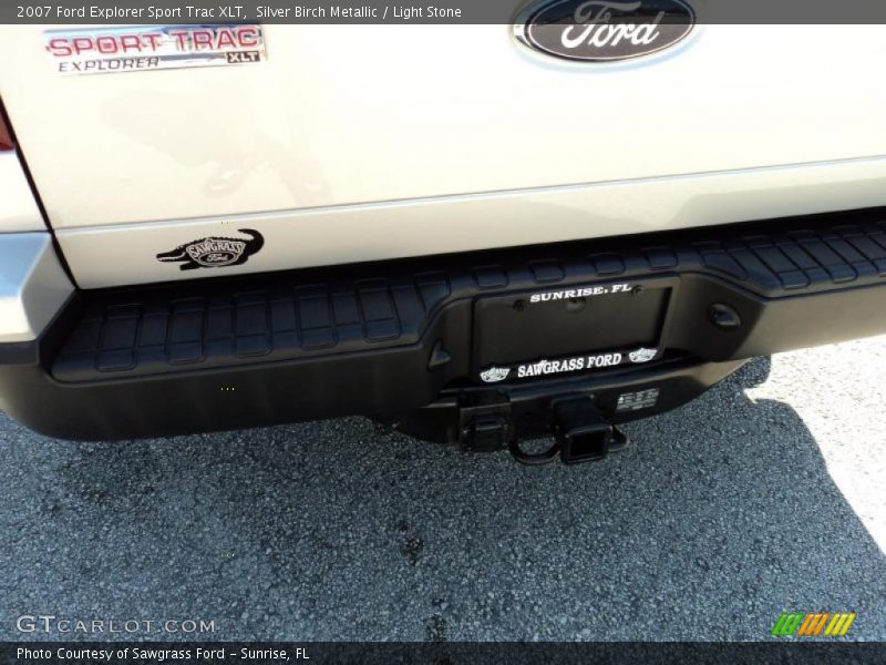 Silver Birch Metallic / Light Stone 2007 Ford Explorer Sport Trac XLT