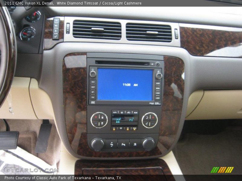 Controls of 2011 Yukon XL Denali