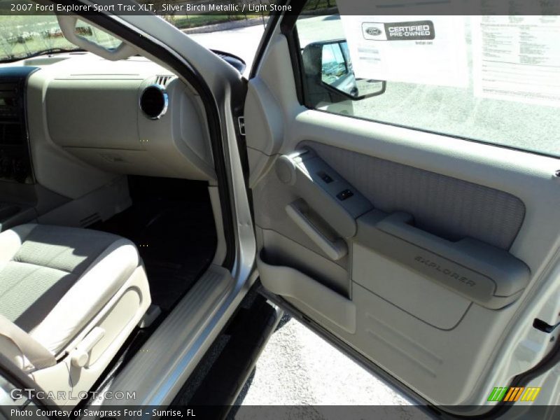 Silver Birch Metallic / Light Stone 2007 Ford Explorer Sport Trac XLT