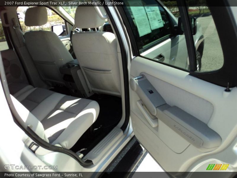 Silver Birch Metallic / Light Stone 2007 Ford Explorer Sport Trac XLT