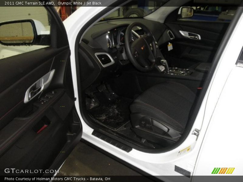 Olympic White / Jet Black 2011 GMC Terrain SLE AWD