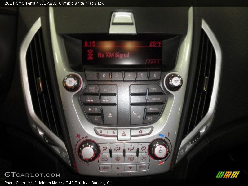 Olympic White / Jet Black 2011 GMC Terrain SLE AWD