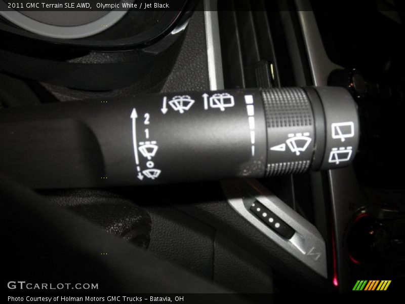 Olympic White / Jet Black 2011 GMC Terrain SLE AWD
