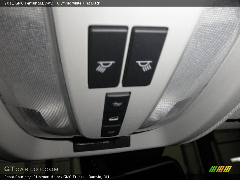 Olympic White / Jet Black 2011 GMC Terrain SLE AWD