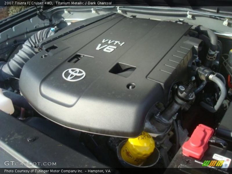 Titanium Metallic / Dark Charcoal 2007 Toyota FJ Cruiser 4WD